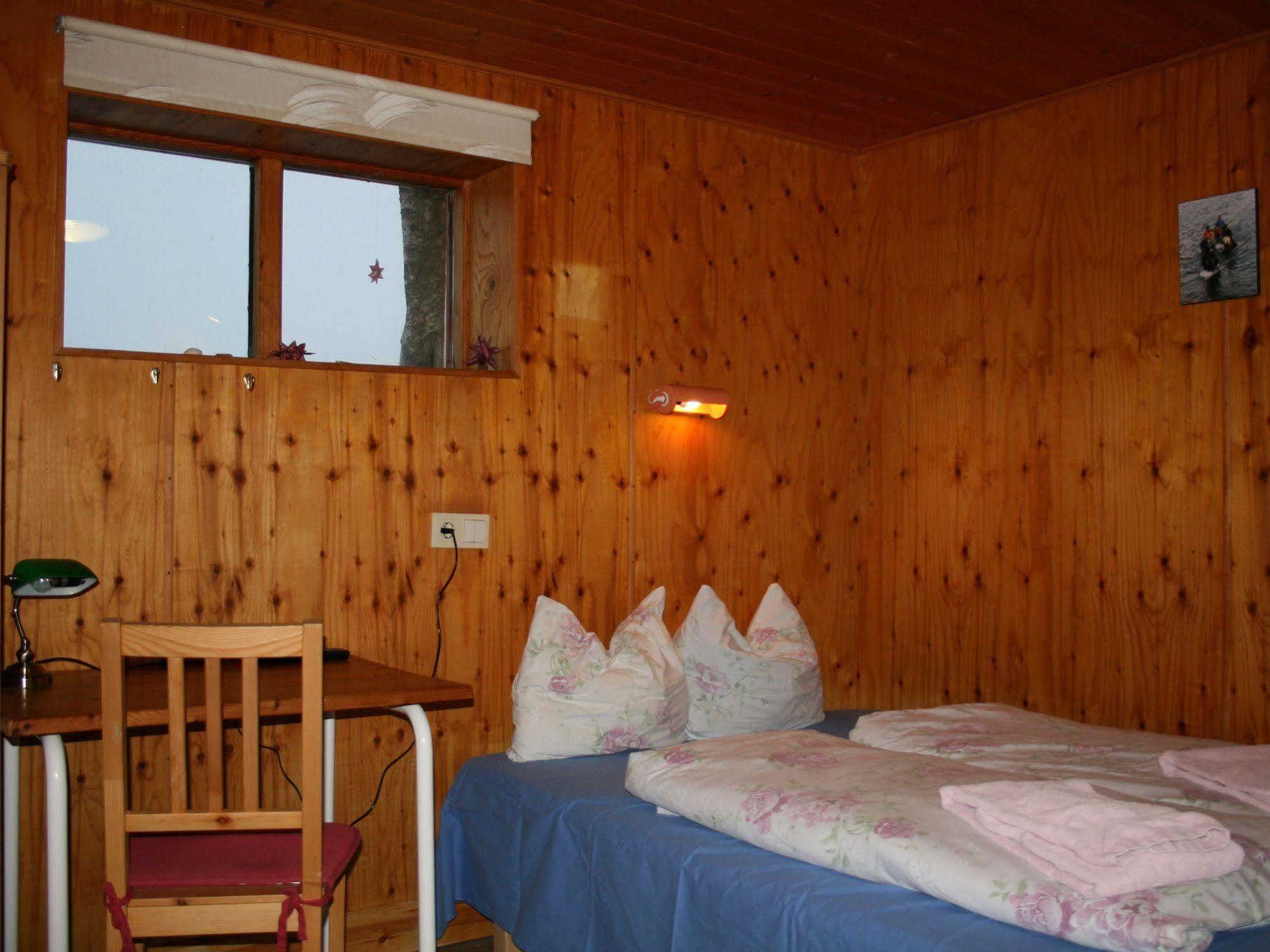 Brekkulaekur Guesthouse Hunathing Vestra Dış mekan fotoğraf